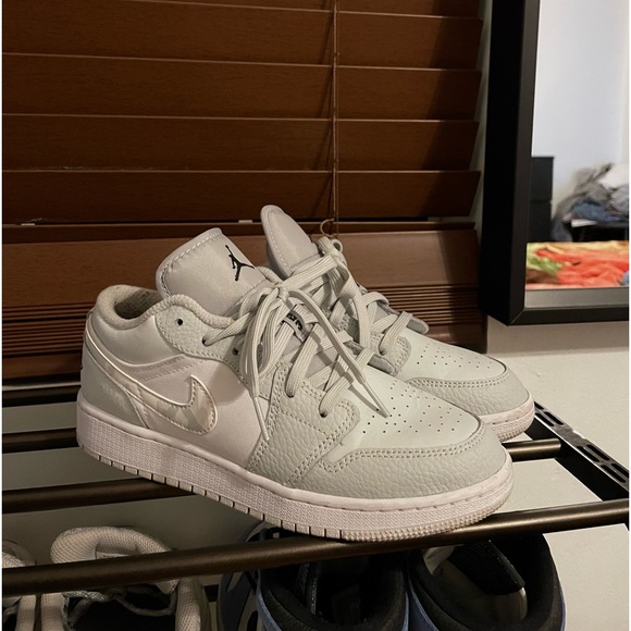 foot locker jordan 1 grey camo